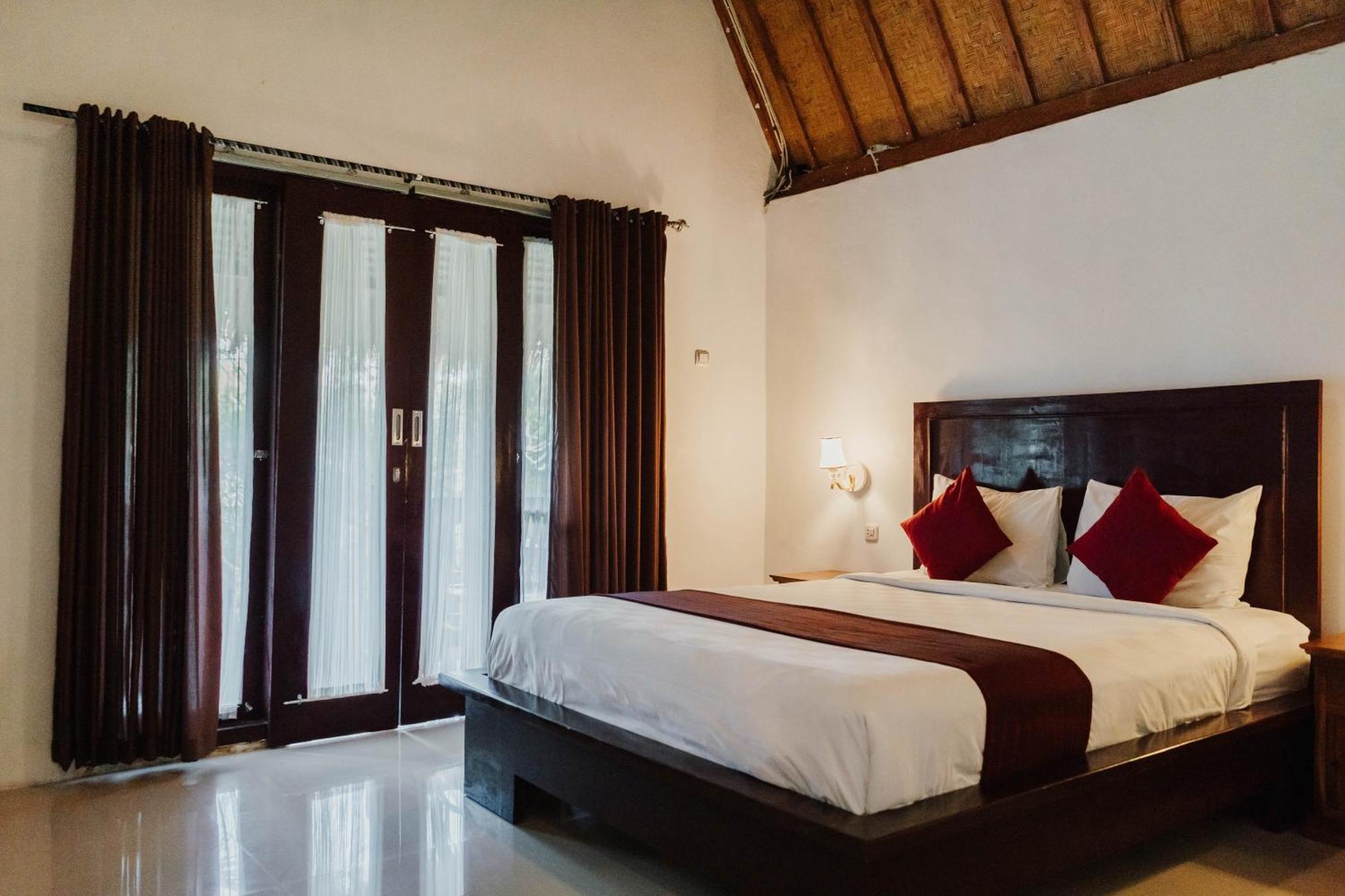 Temeling Jungle Inn Batumadeg Екстер'єр фото